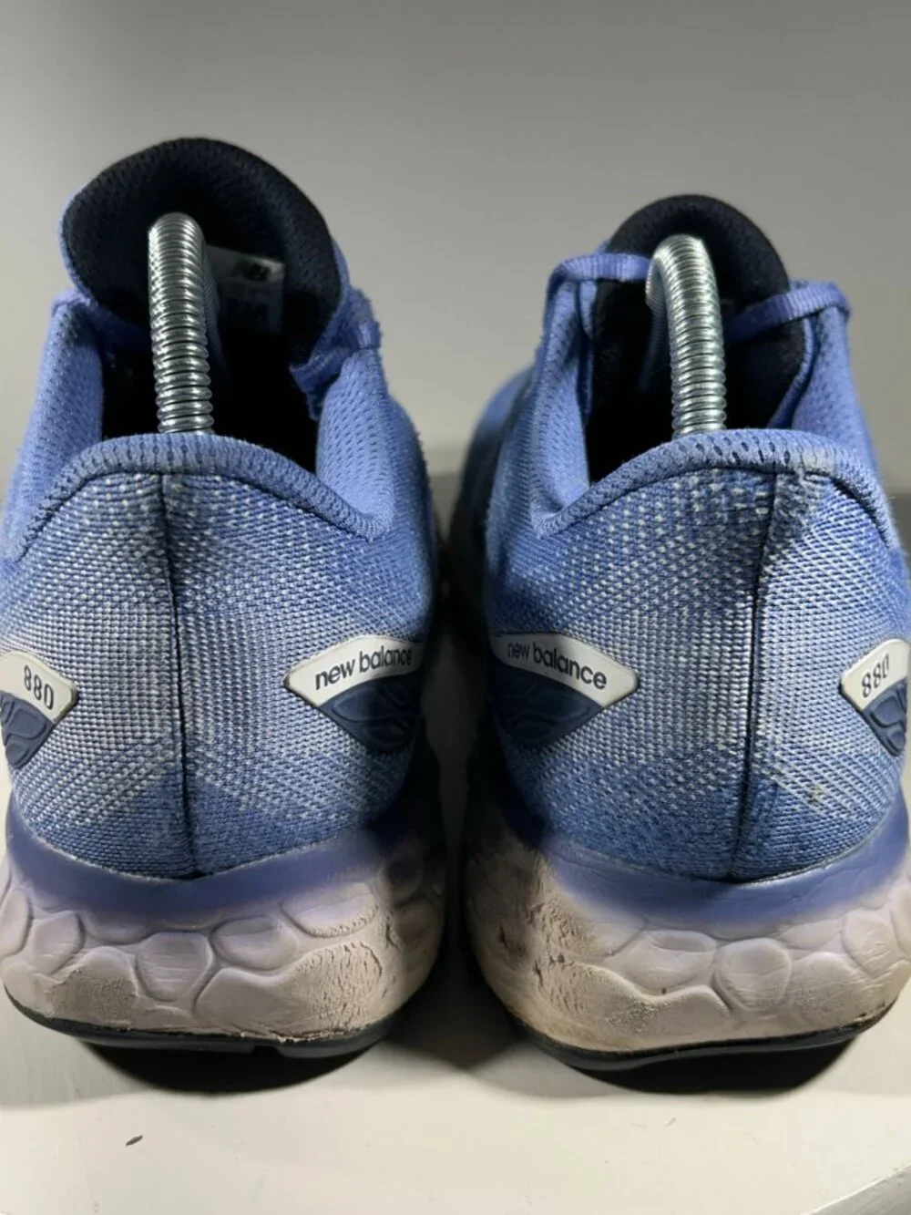 New Balance Fresh Foam 880 Womens Running Shoes Size 9.5 D Blue Walking Sneakers